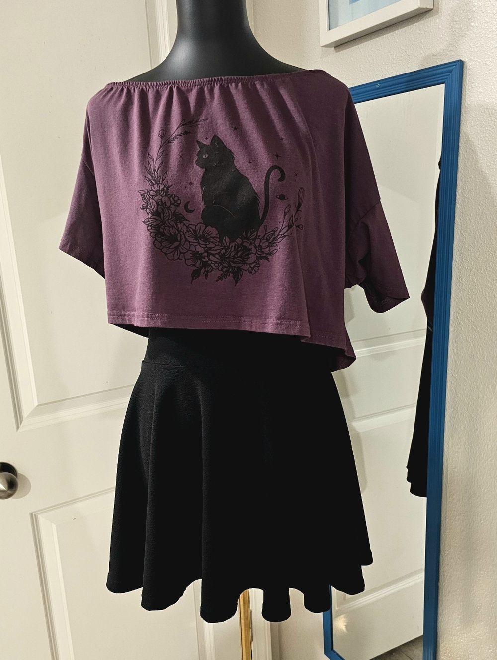 Women's Black Cloth Mini-Skirt Size XL